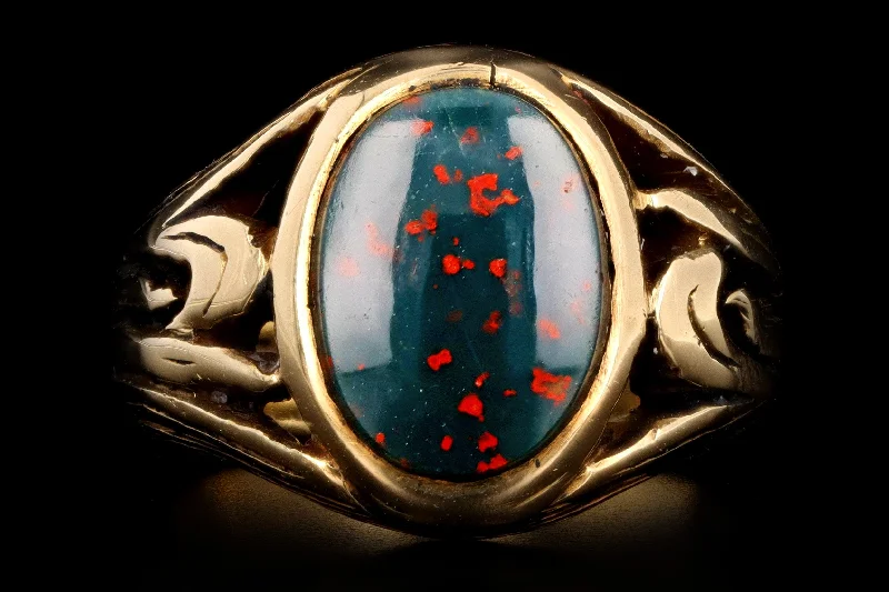 Victorian 18K Yellow Gold Bloodstone Chalcedony Pinky Ring