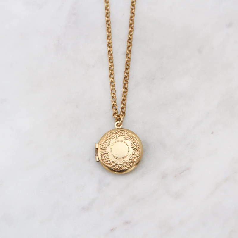 Round Flower Wreath Locket Necklace - Gold Plate