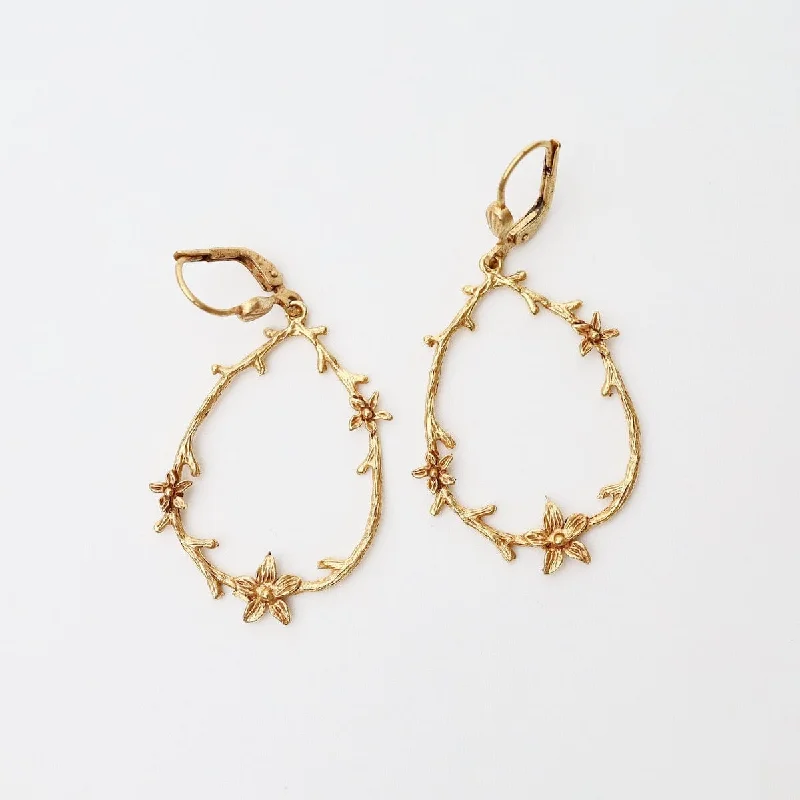 Teardrop Branch with Flowers Earrings - Gold Plate