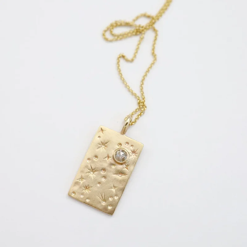 Gold Astrea Necklace with White Diamond